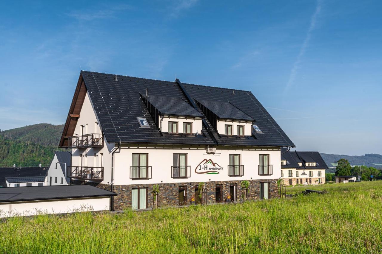 J-H Apartmany Horsky Resort Bukova Hora - 100 M Od Lanovky Červená Voda Eksteriør bilde