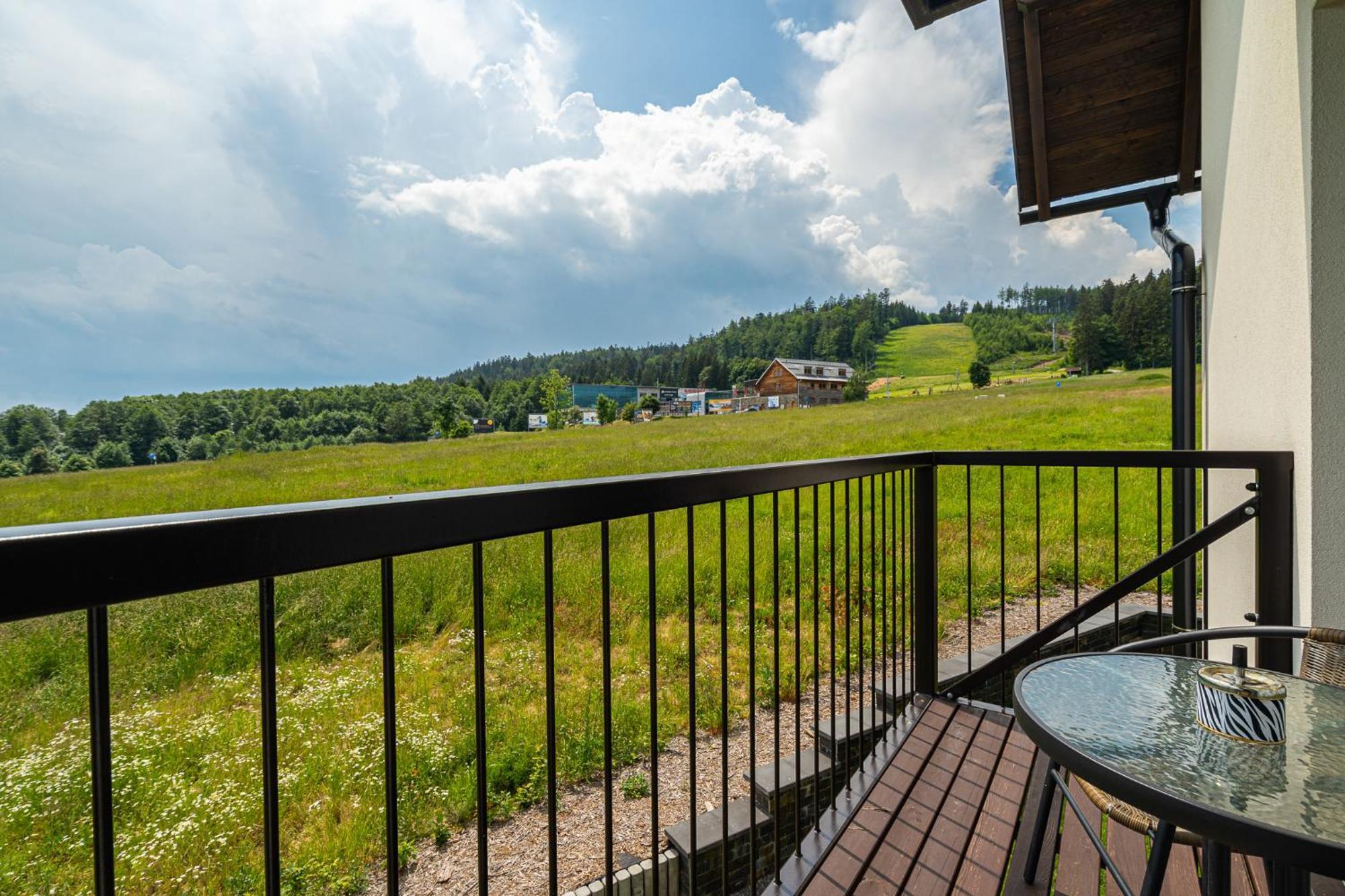 J-H Apartmany Horsky Resort Bukova Hora - 100 M Od Lanovky Červená Voda Eksteriør bilde